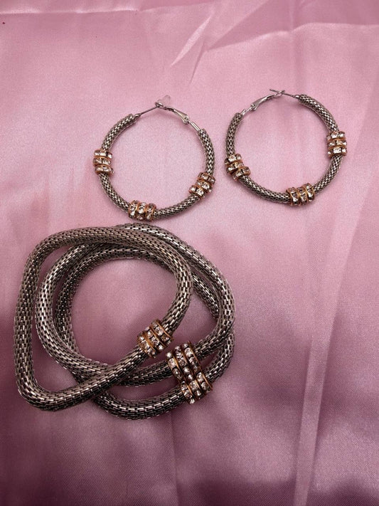 Earring and Bracelet Jewelry Set
